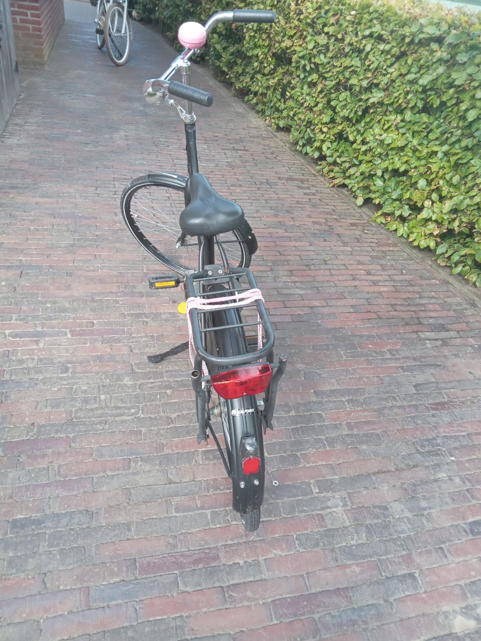 Meisjesfiets (Opoefiets)