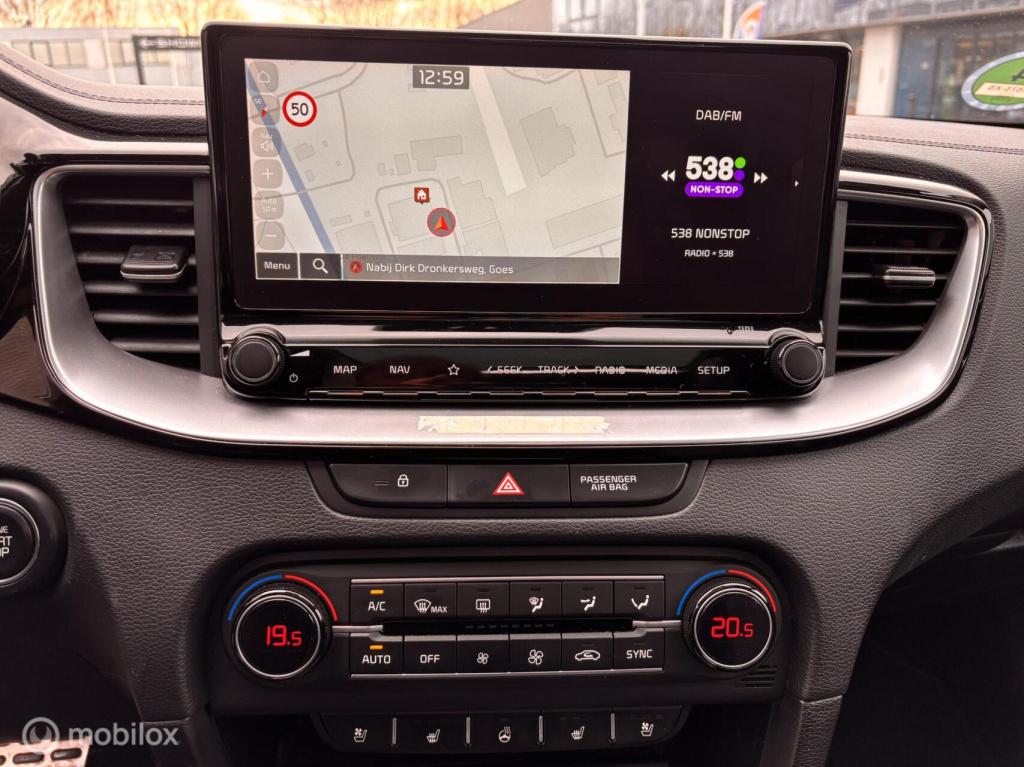 Kia Xceed 1.5 t-gdi mhev dynamic + line leer pano