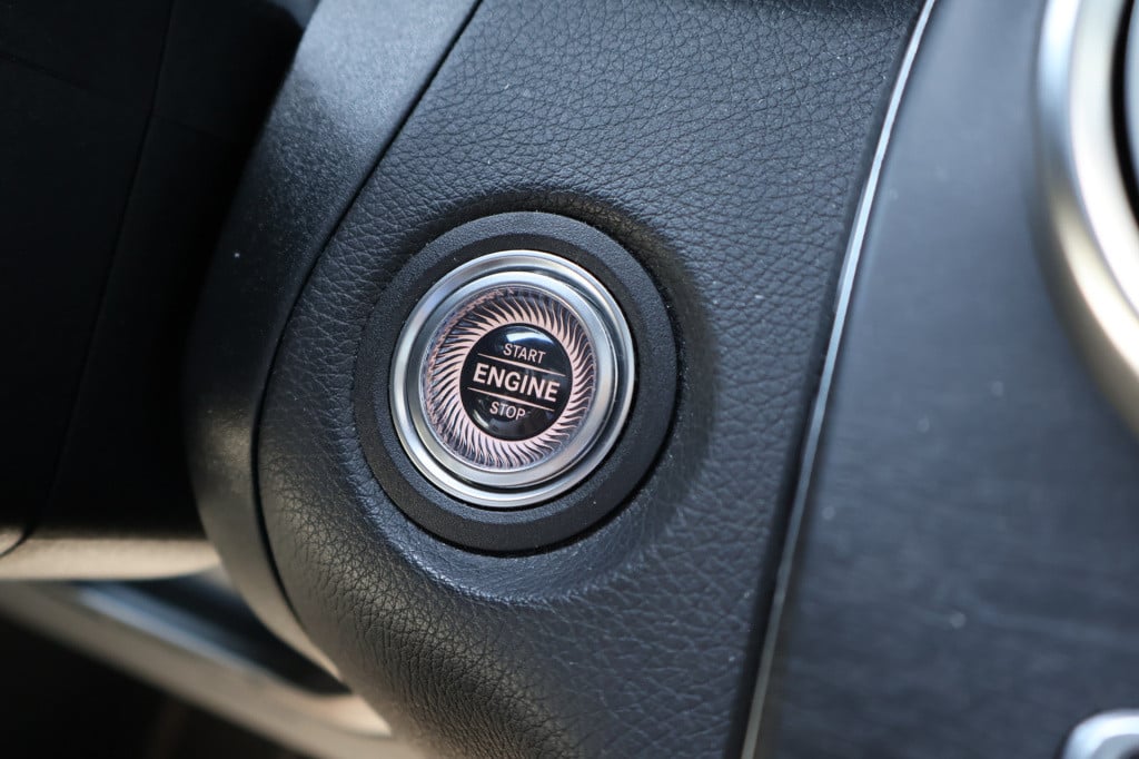 Mercedes-Benz Glc 200 premium plus i wegklapbare trekhaak i panorama dak i 