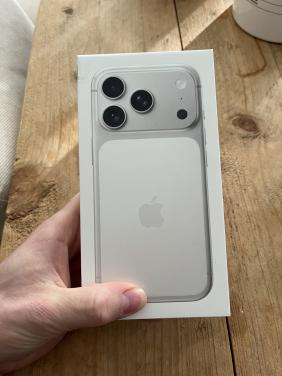 Iphone 17 pro ongeopend