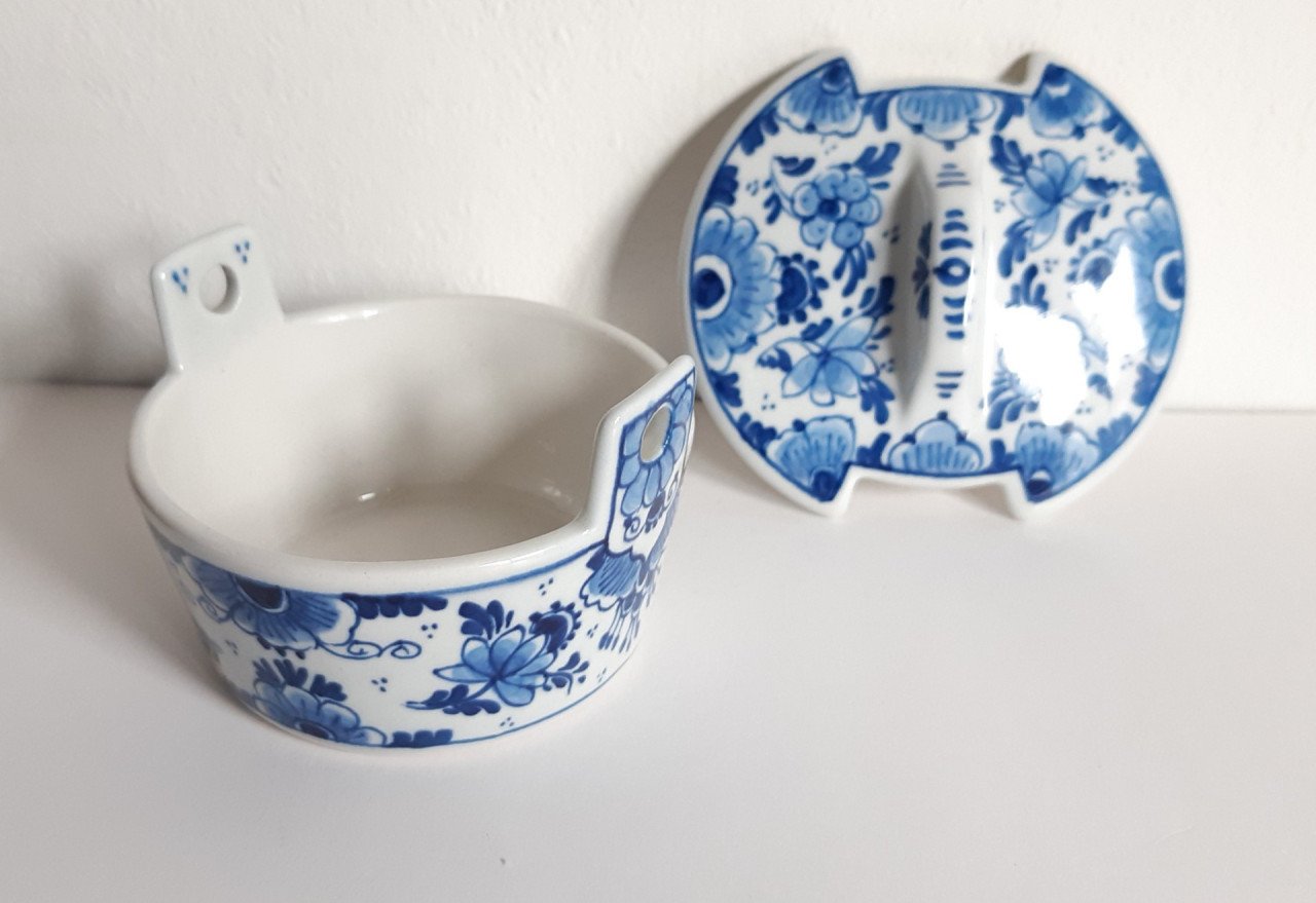 Royal Delft de Koninklijke Porceleyne Fles kleine boterpot, handbeschilderd
