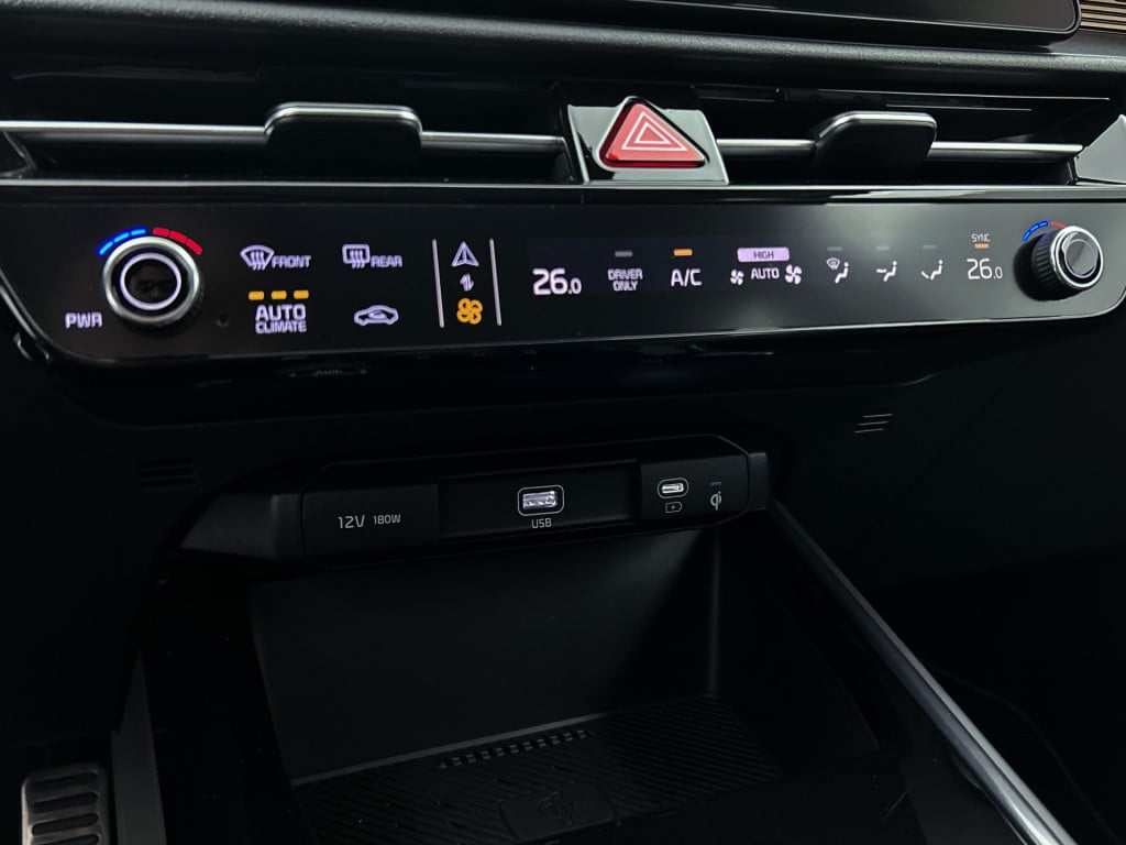 Kia Niro 1.6 gdi hybrid launch edition limited
