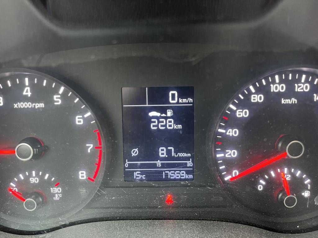 Kia Rio 1.2 cvvt economyline 17 dkm navi lmv pdc