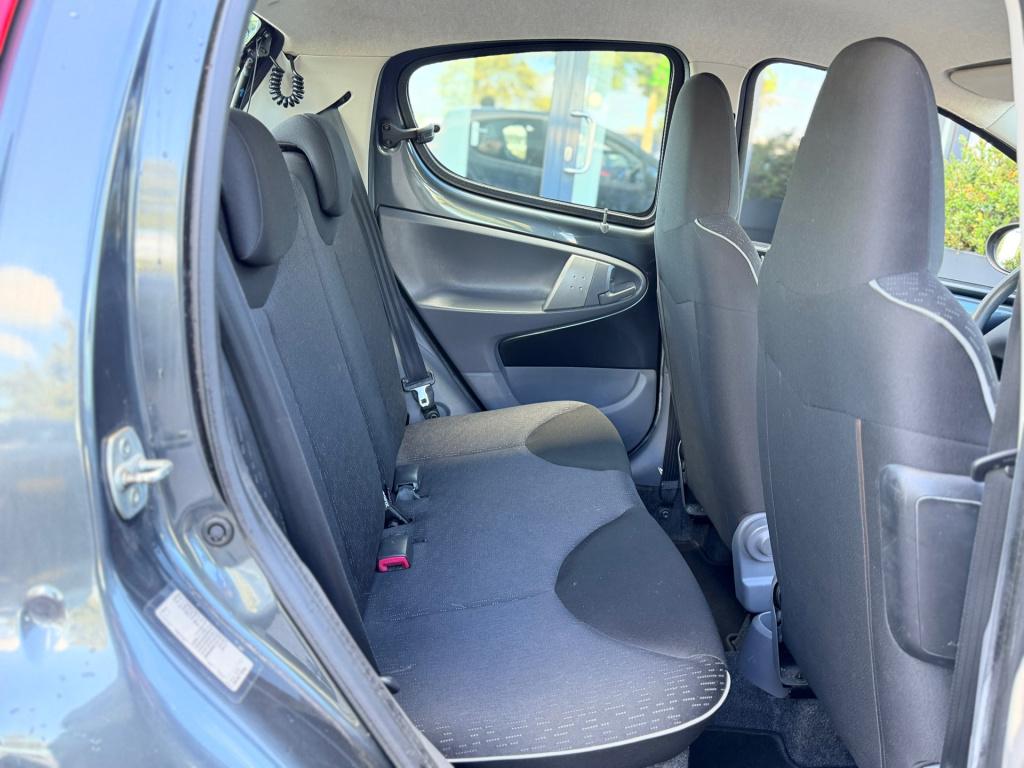 Peugeot 107 1.0-12v xs * airco * carplay * nap * 5 deurs