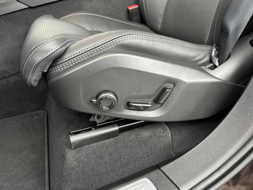Volvo XC90 t8 awd gt ultra dark executive edition