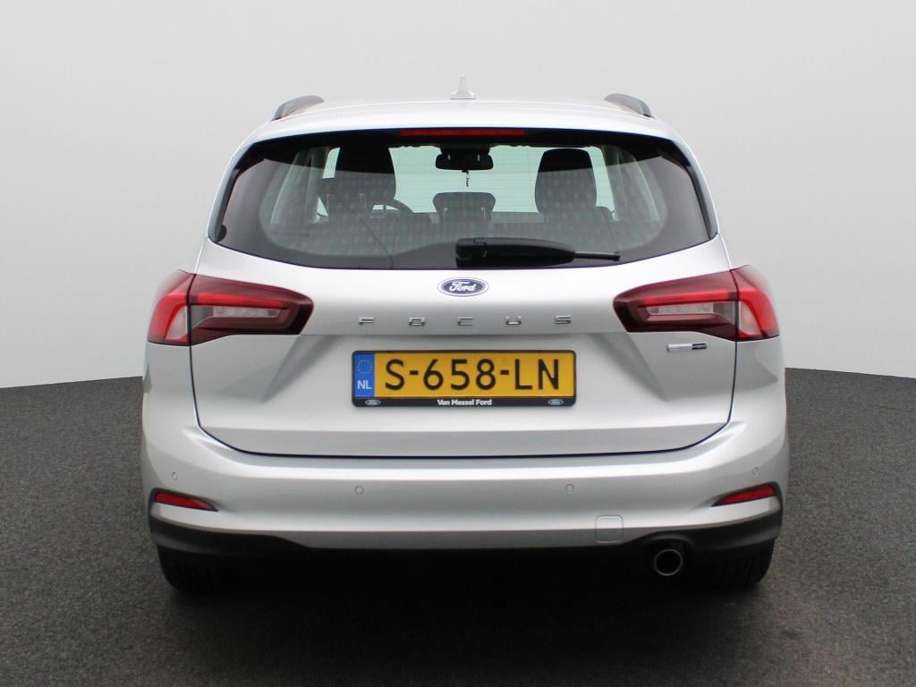 Ford Focus wagon 1.0 ecoboost hybrid connected | parkeer sensoren | navigat