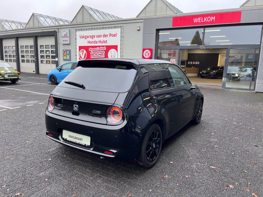 Honda E base