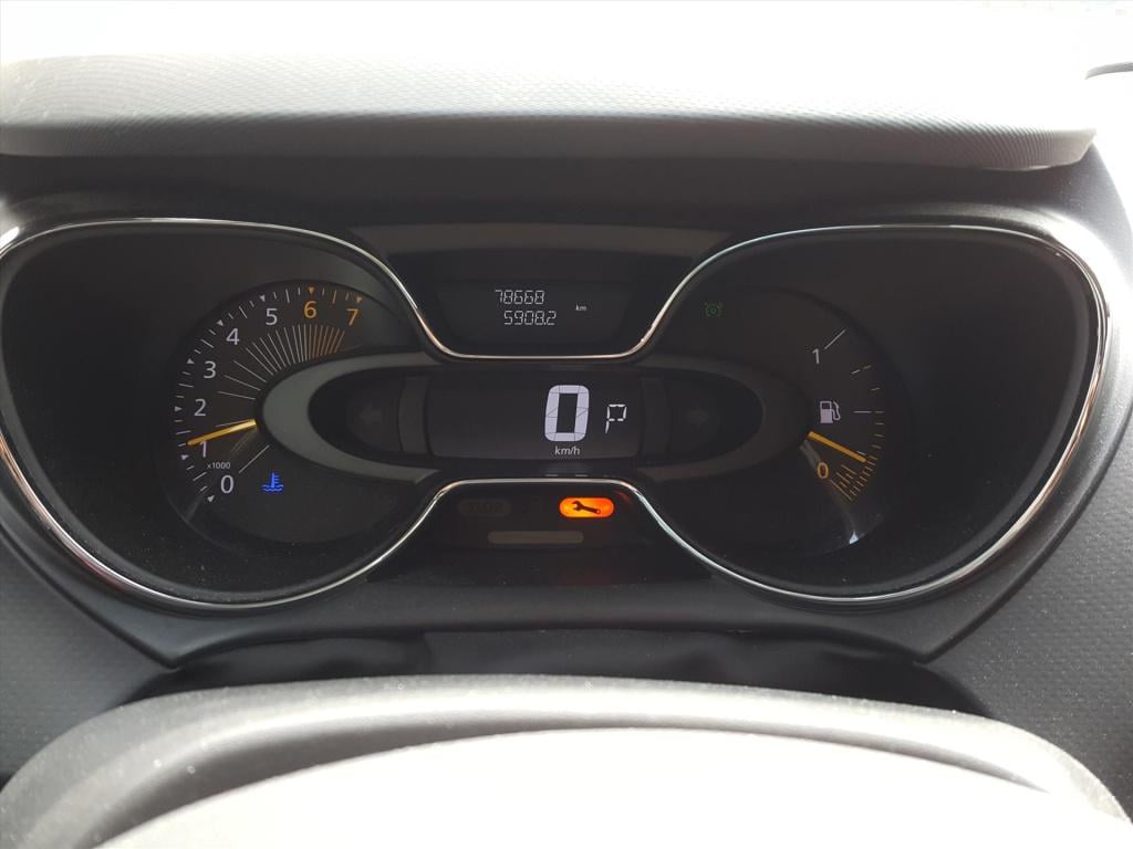 Renault Captur tce 120pk edc helly hansen | navigatie | trekhaak | bluetoot