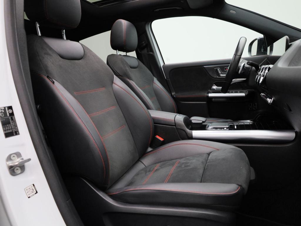 Mercedes-Benz Gla-klasse 250 e amg line premium plus | automaat | panorama 