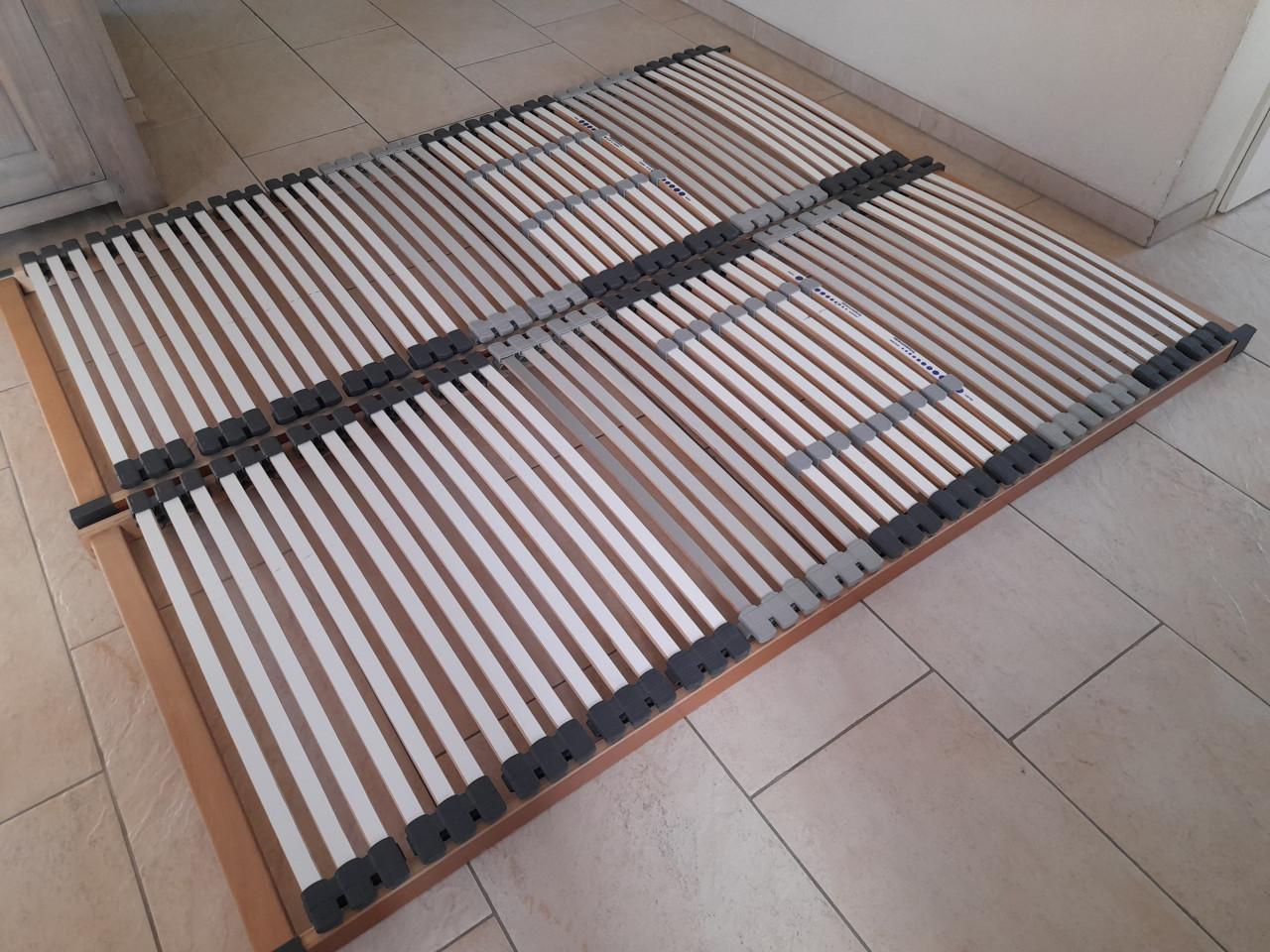 2 x 80 x 200 lattenbodems (in goede nette staat )