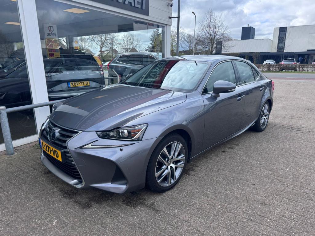 Lexus Is 300h hybrid business line