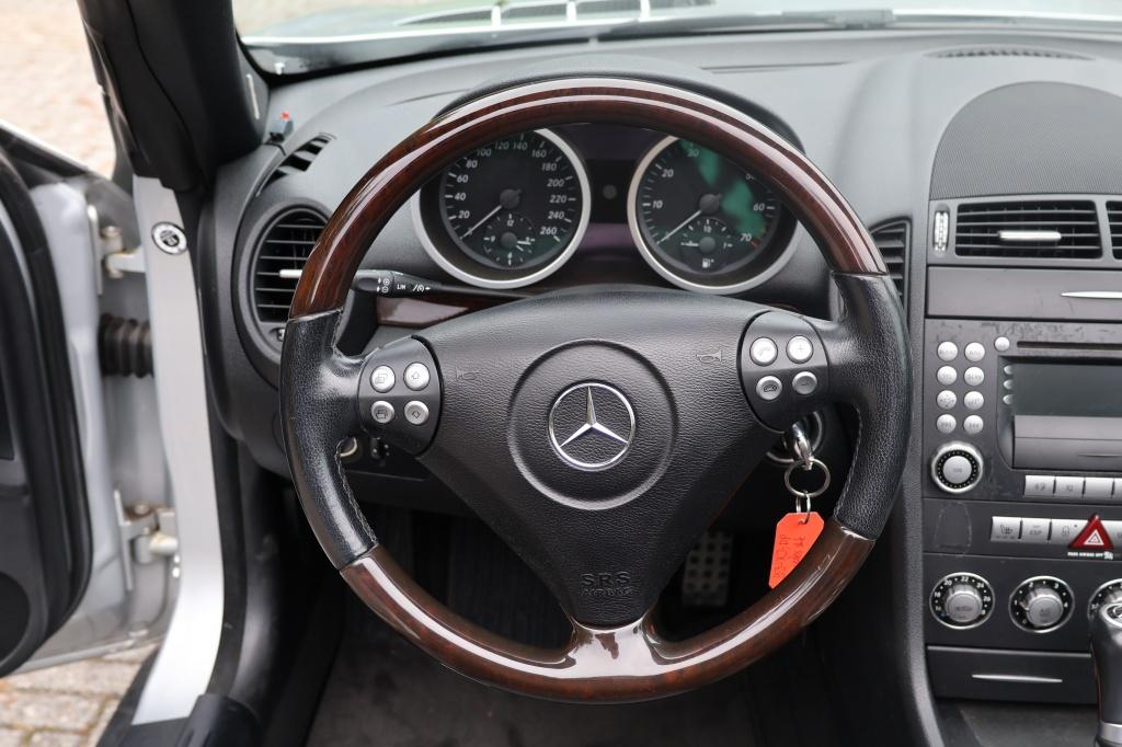 Mercedes-Benz SLK 200 k.