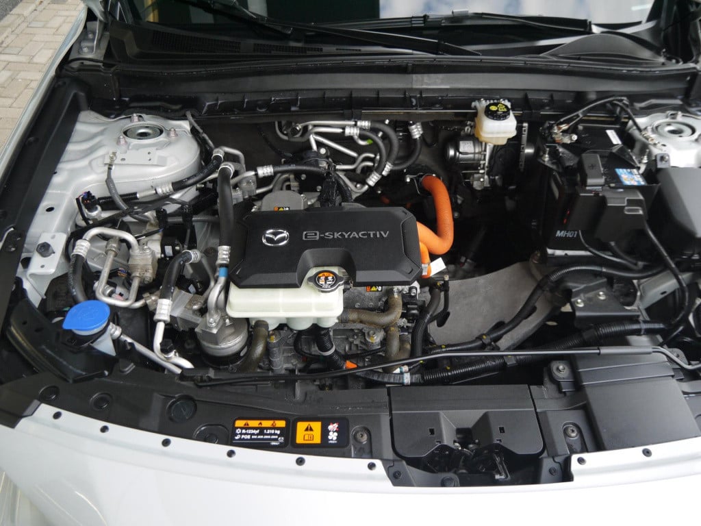 Mazda Mx-30 e-skyactiv 145 pk first edition|rijklaar
