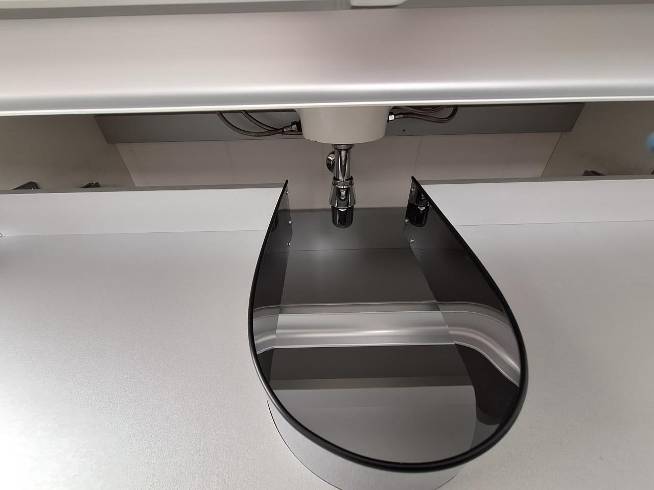 Dubbele wastafel  met lade kast te koop