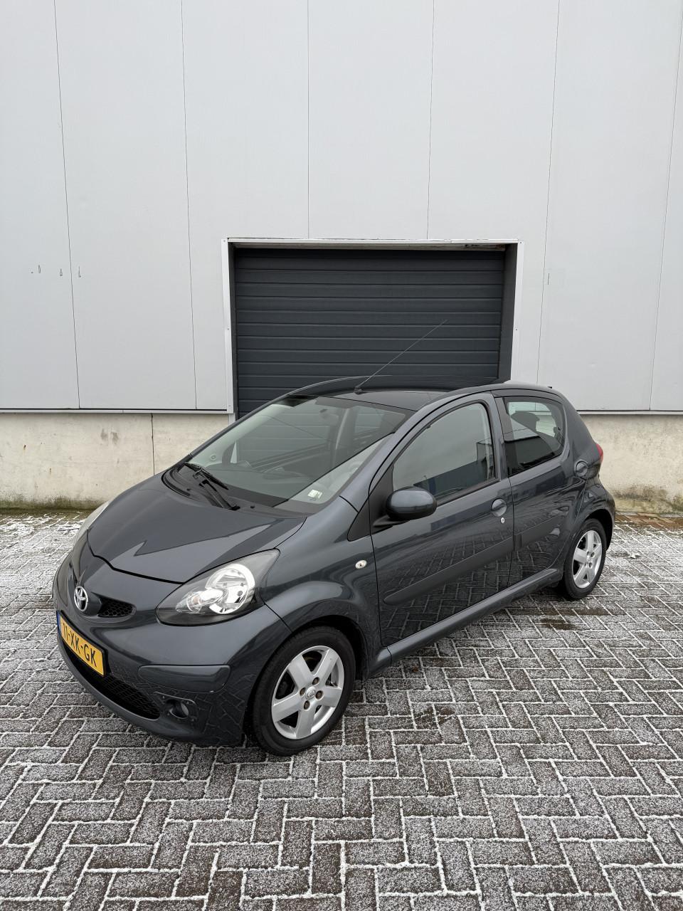 Toyota Aygo 1.0 Automaat Sport 2007 145DKM NAP