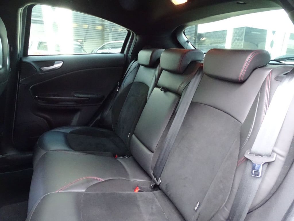 Alfa Romeo Giulietta 1.750 turbo veloce 240pk | sportstoelen | xenon