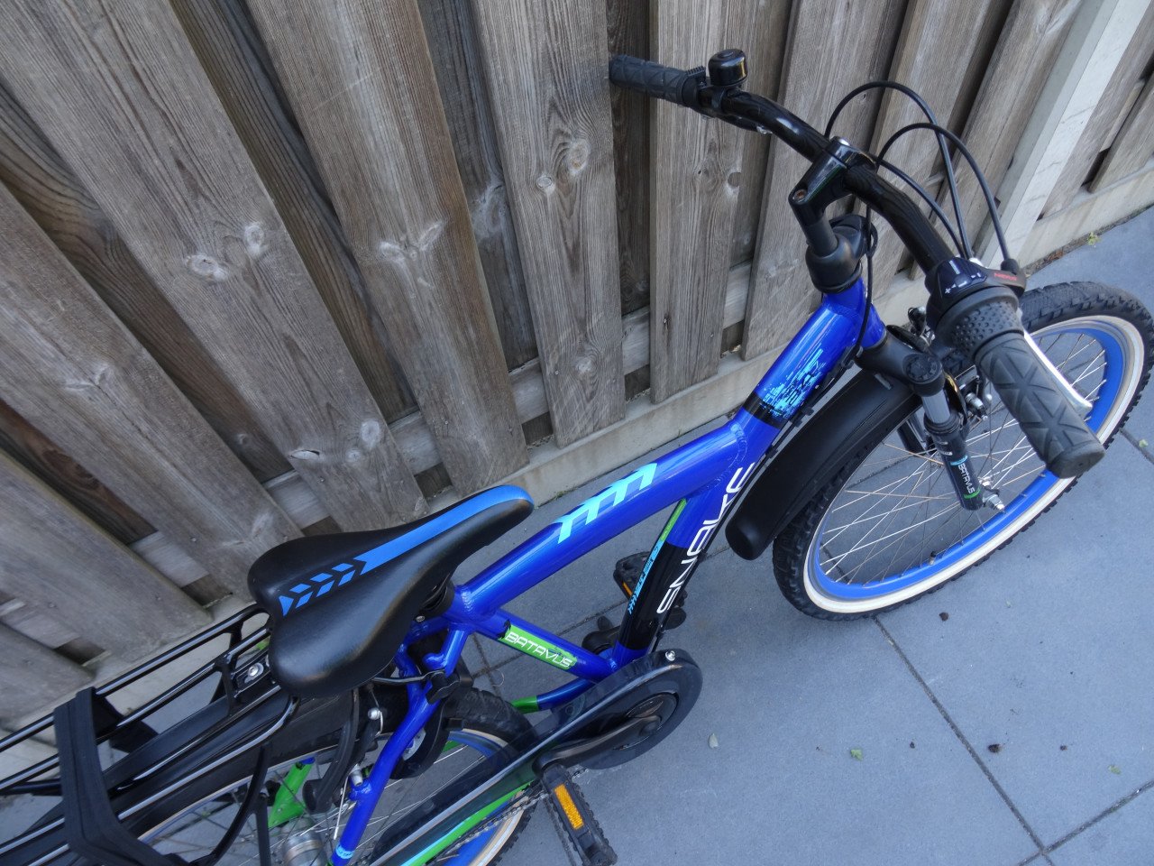 Batavus Snake 24 inch jongensfiets 3 versnellingen