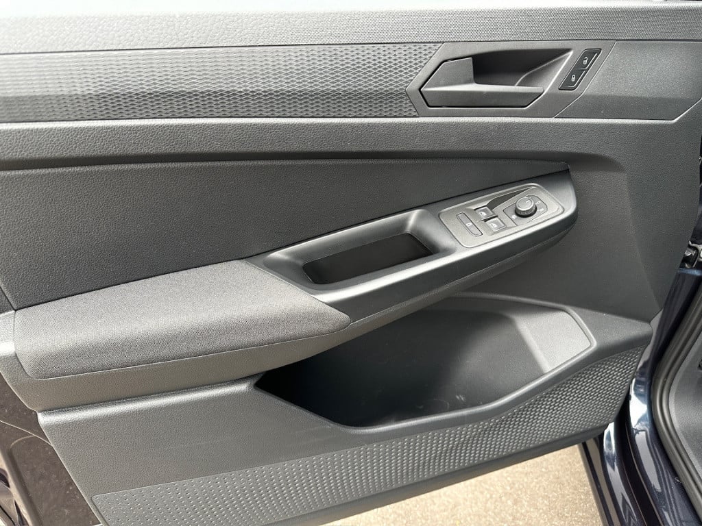 Volkswagen Caddy 1.5 tsi 5-persoons | navi | led | camera | cruise | rijkla