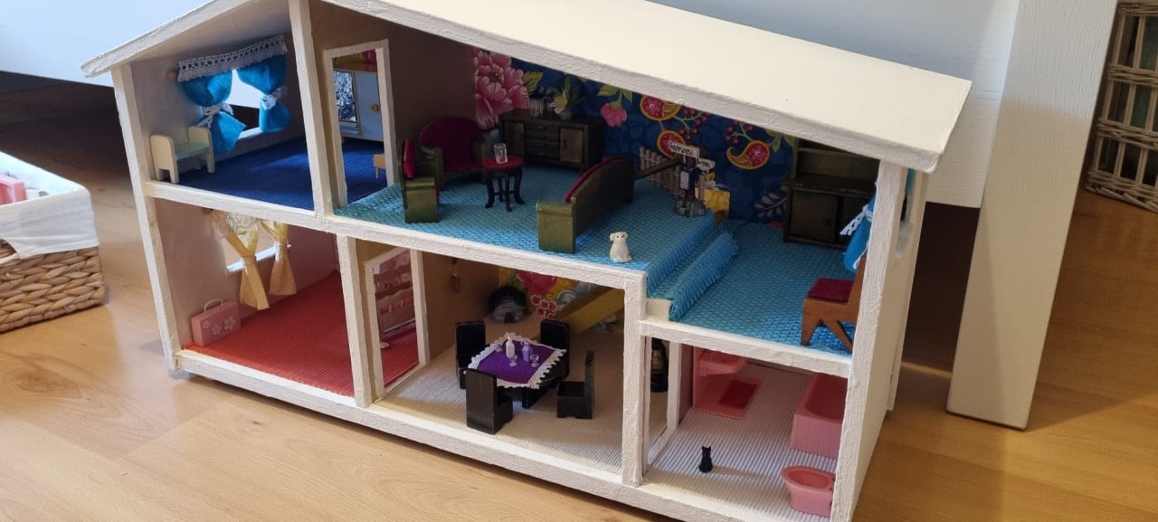Te koop Lundby poppenhuis