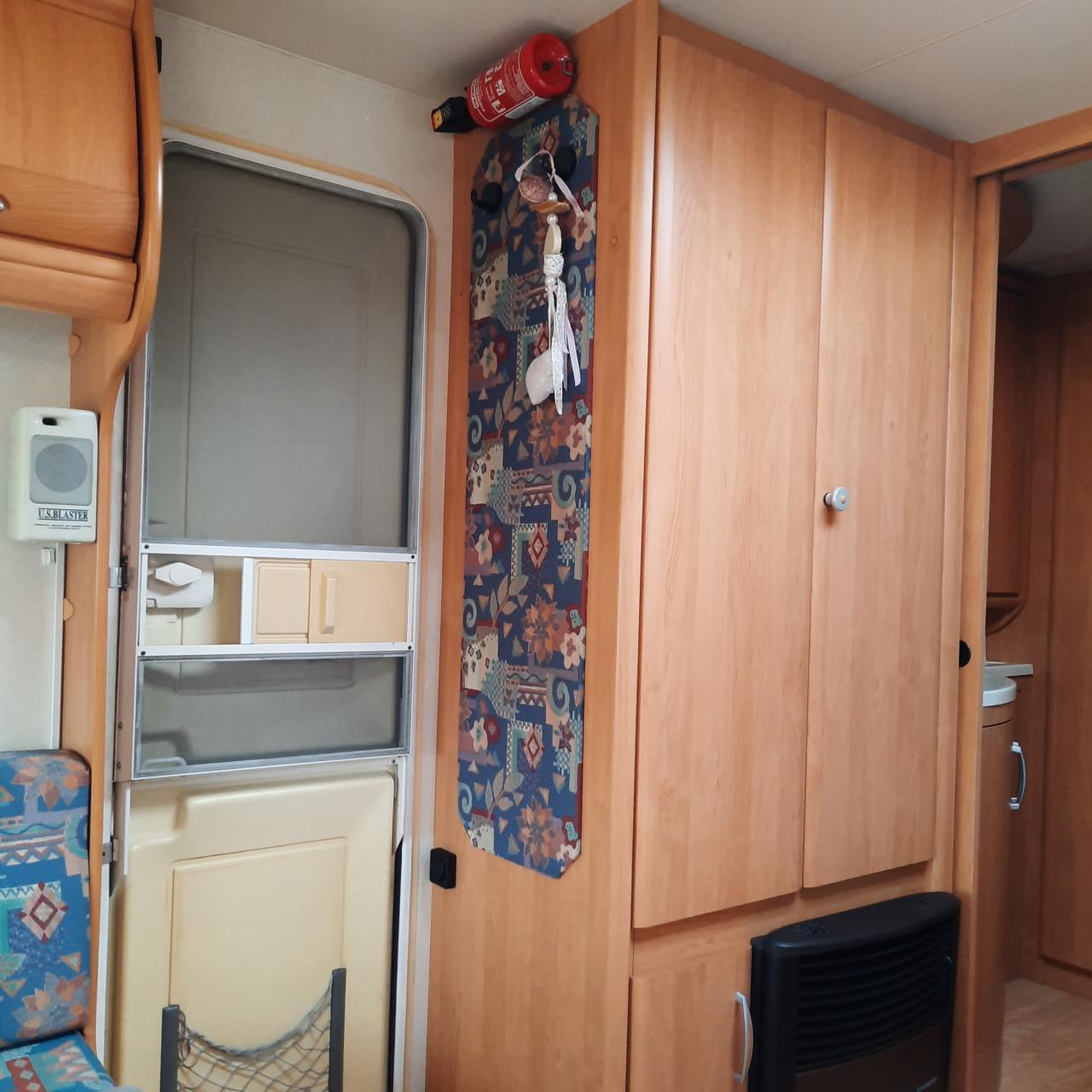 Hobby 495 met voortent