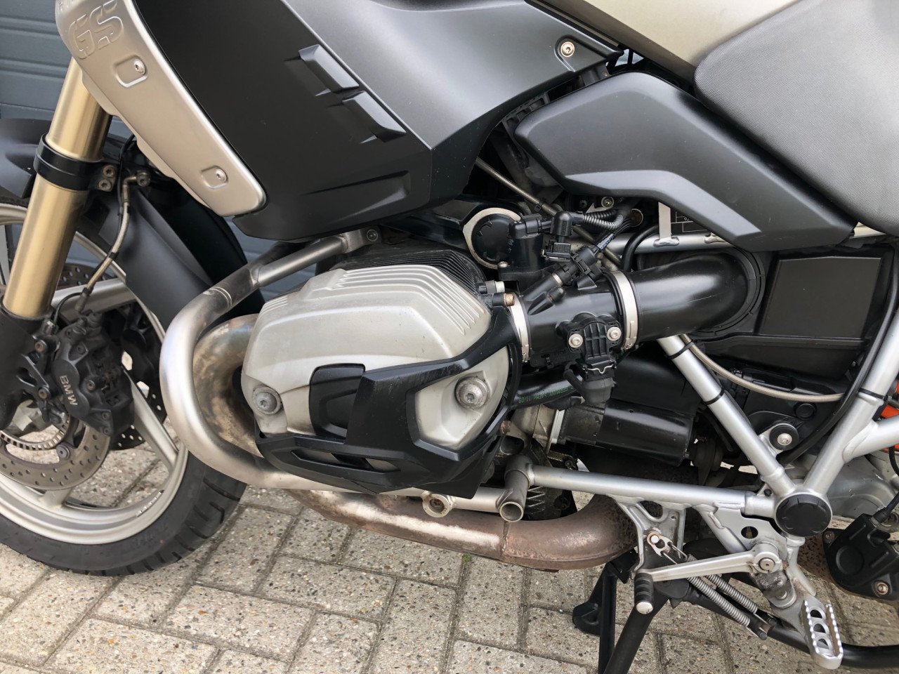 BMW R1200GS. 2010 met 142 dkm, ABS, valbeugel, zijkoffers rijklaar €5250,-