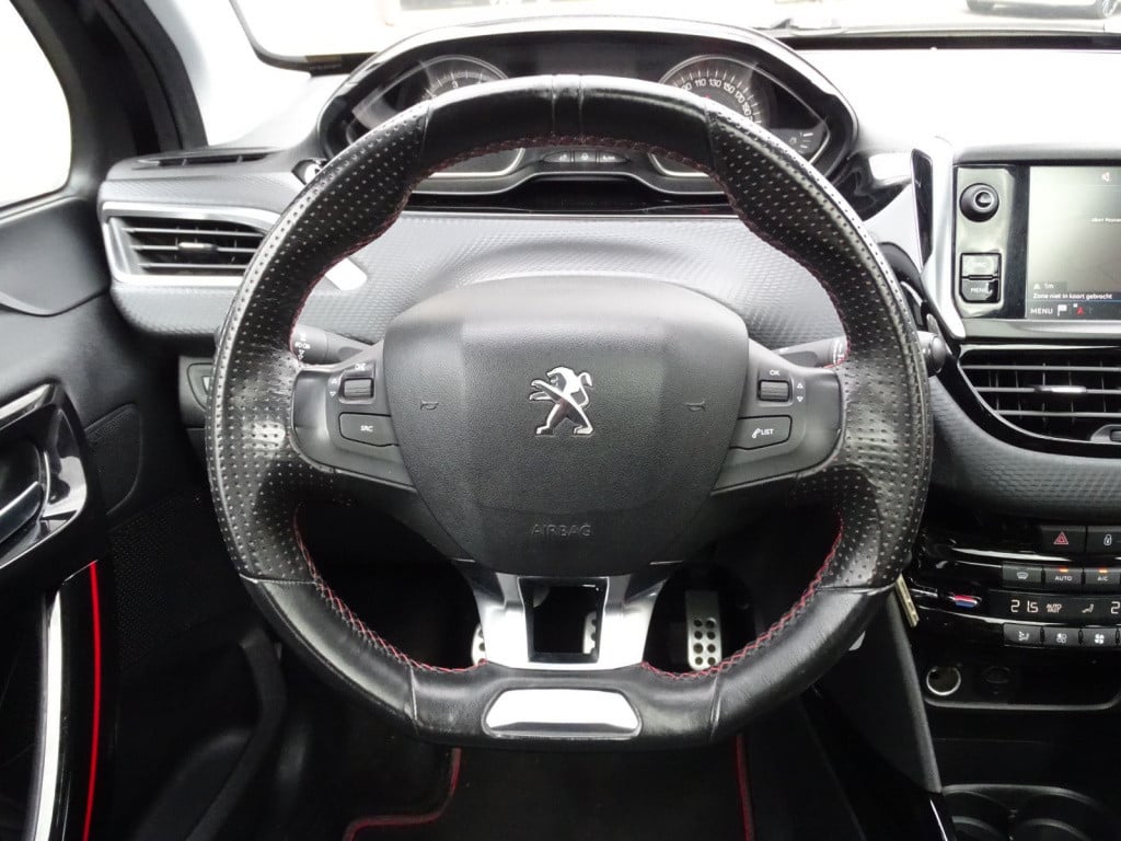 Peugeot 2008 1.2 puretech gt-line