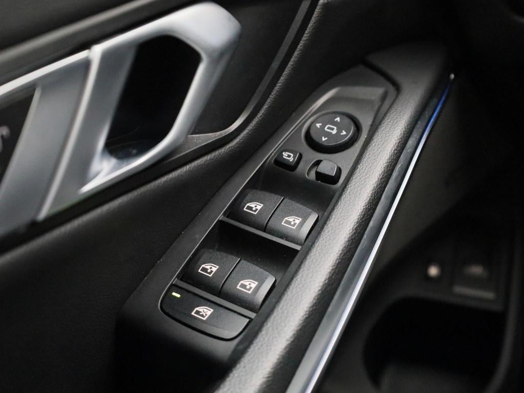 BMW 3-serie touring 330e high executive | m-sport | automaat | lmv | naviga