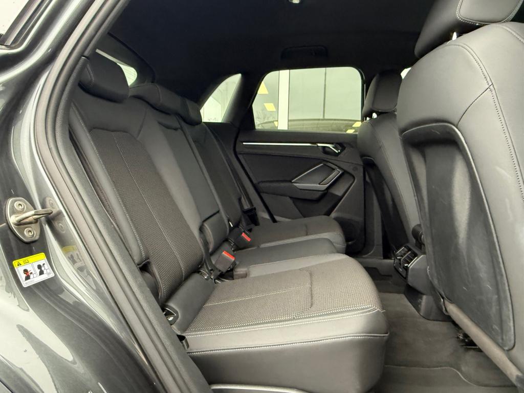 Audi Q3 35 tfsi s edition