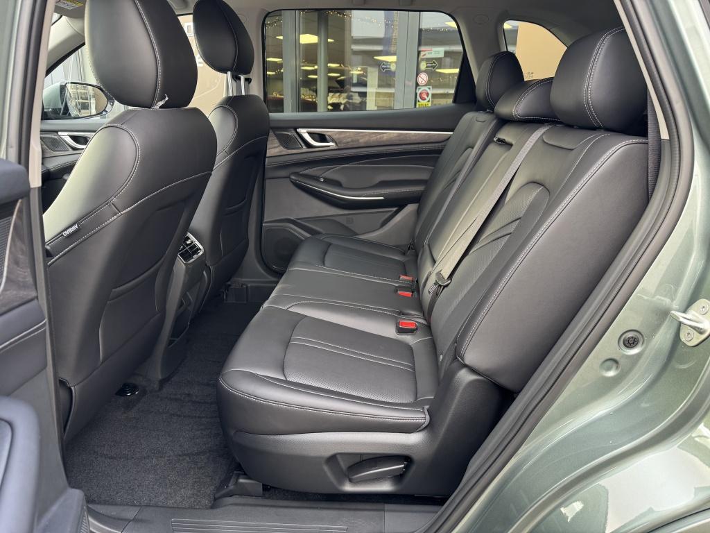 Dfsk E5 Phev 1.5 l2 | 7-persoons | leder | pano | 360 camera