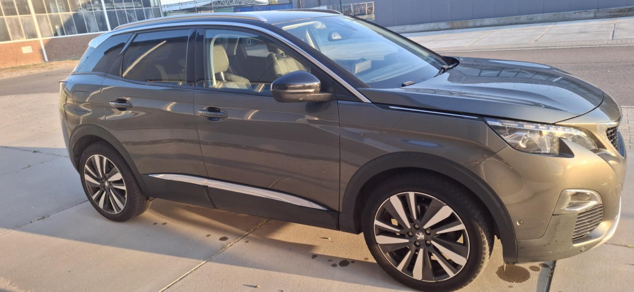 Peugeot 3008 1.2 Allure 130pk
