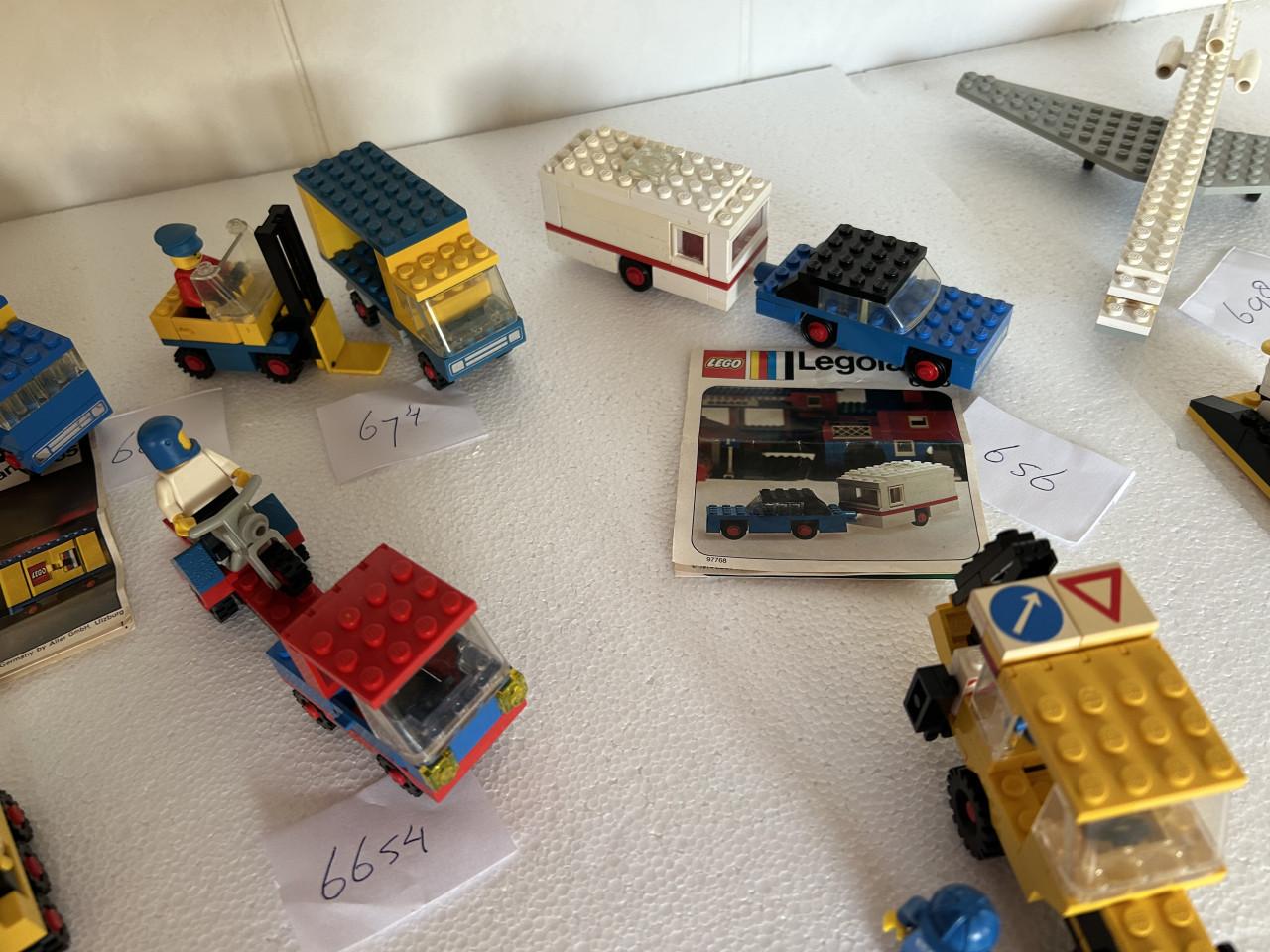 Oude Lego modellen. (13 totaal)