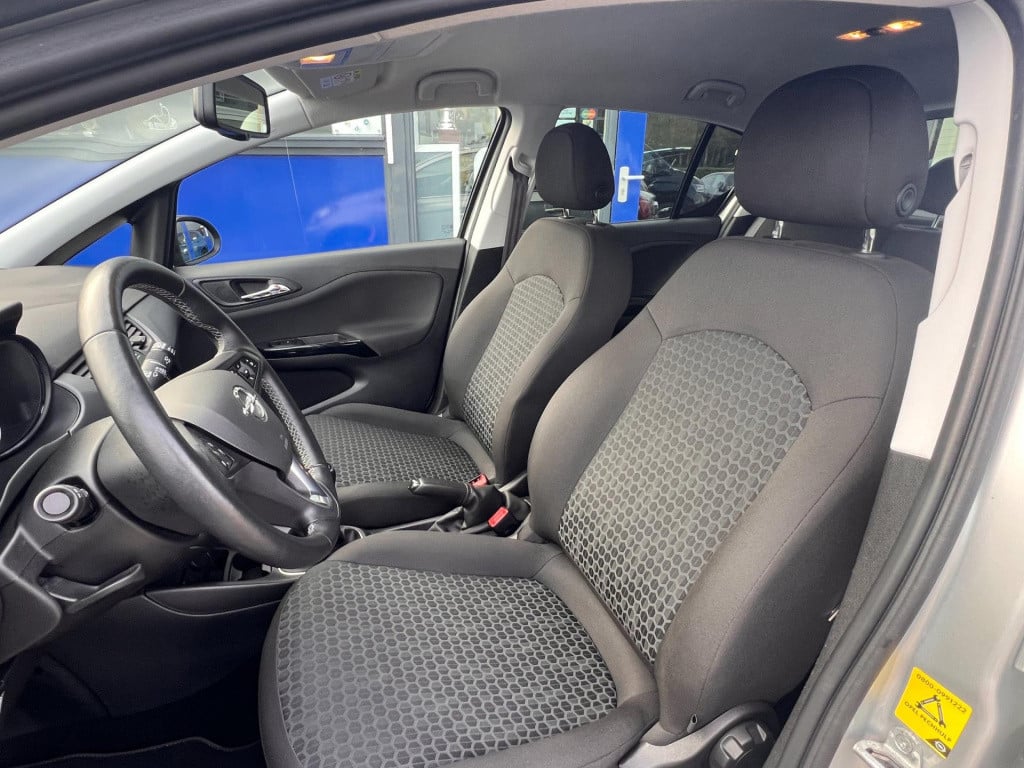 Opel Corsa 1.4 120 jaar edition, carplay, trekhaak enz. enz...