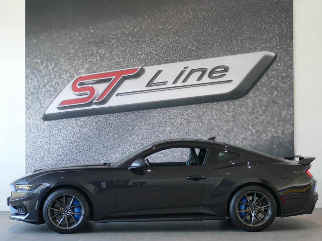 Ford Mustang fastback 5.0 v8 dark horse | direct uit voorraad | uniek |
