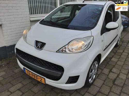 Peugeot 107 1.0-12v millesim 200