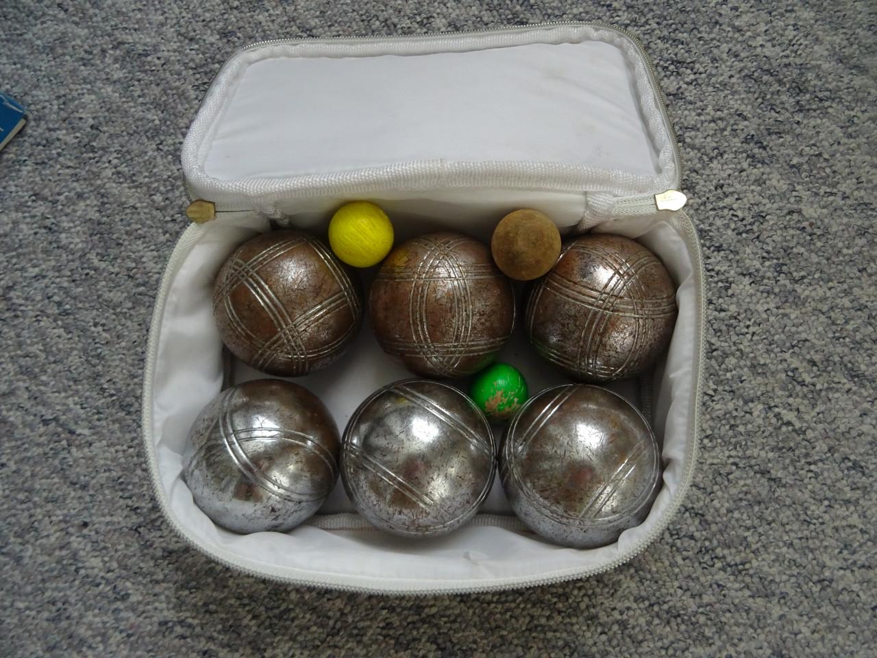 Jeu de boules Etui met 6 ballen 710  gr.