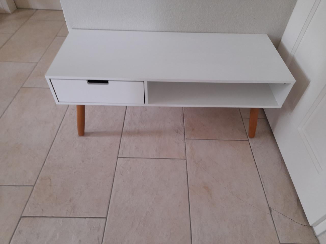 TV kastje 40 x 100 x 40H (in goede nette staat )