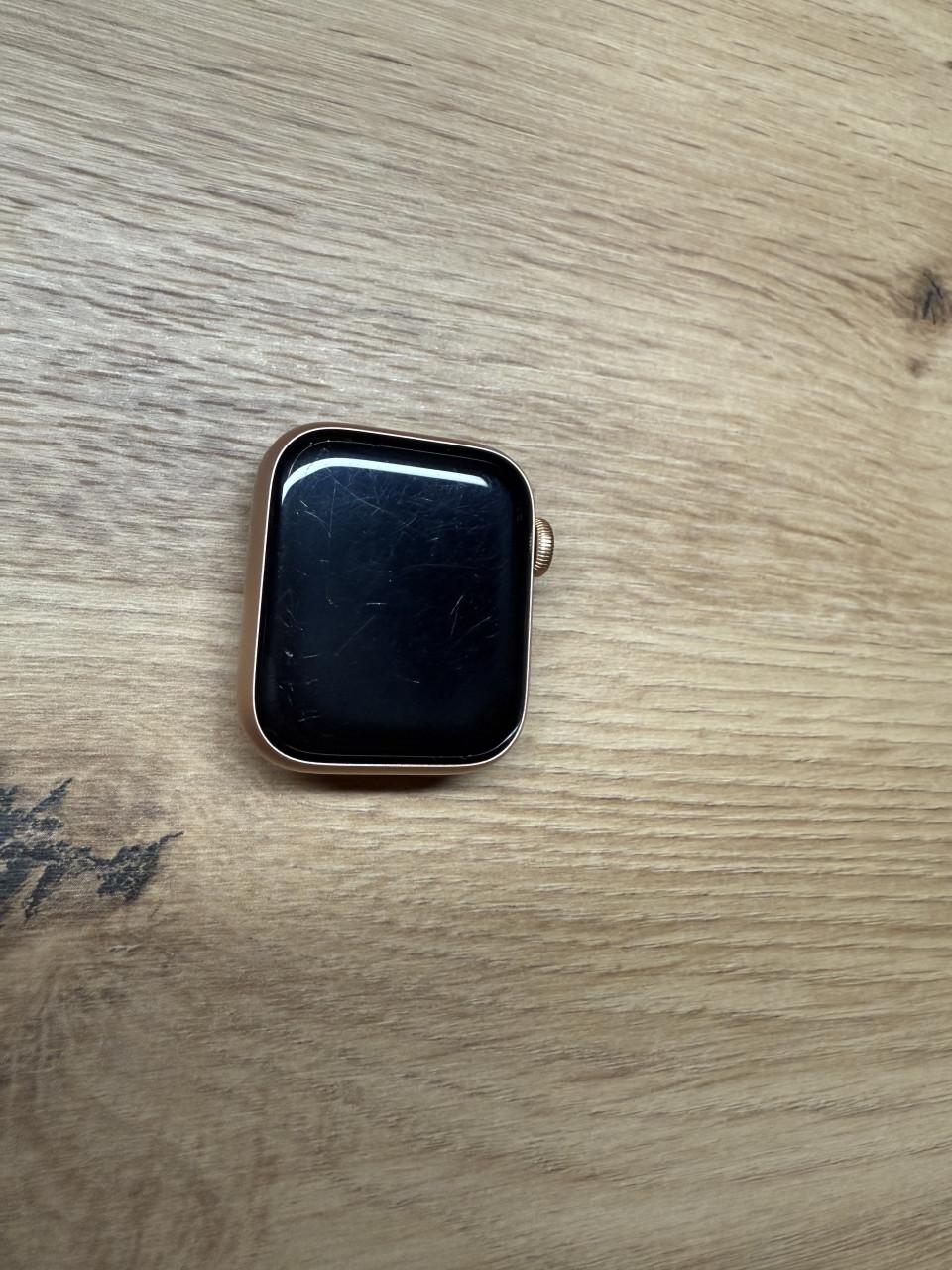 Apple Watch SE