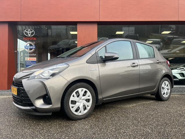 Toyota Yaris 1.5 hybrid active