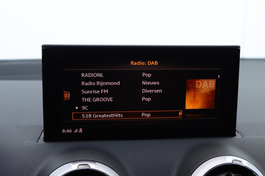 Audi Q2 35 tfsi s edition 150pk s-tronic