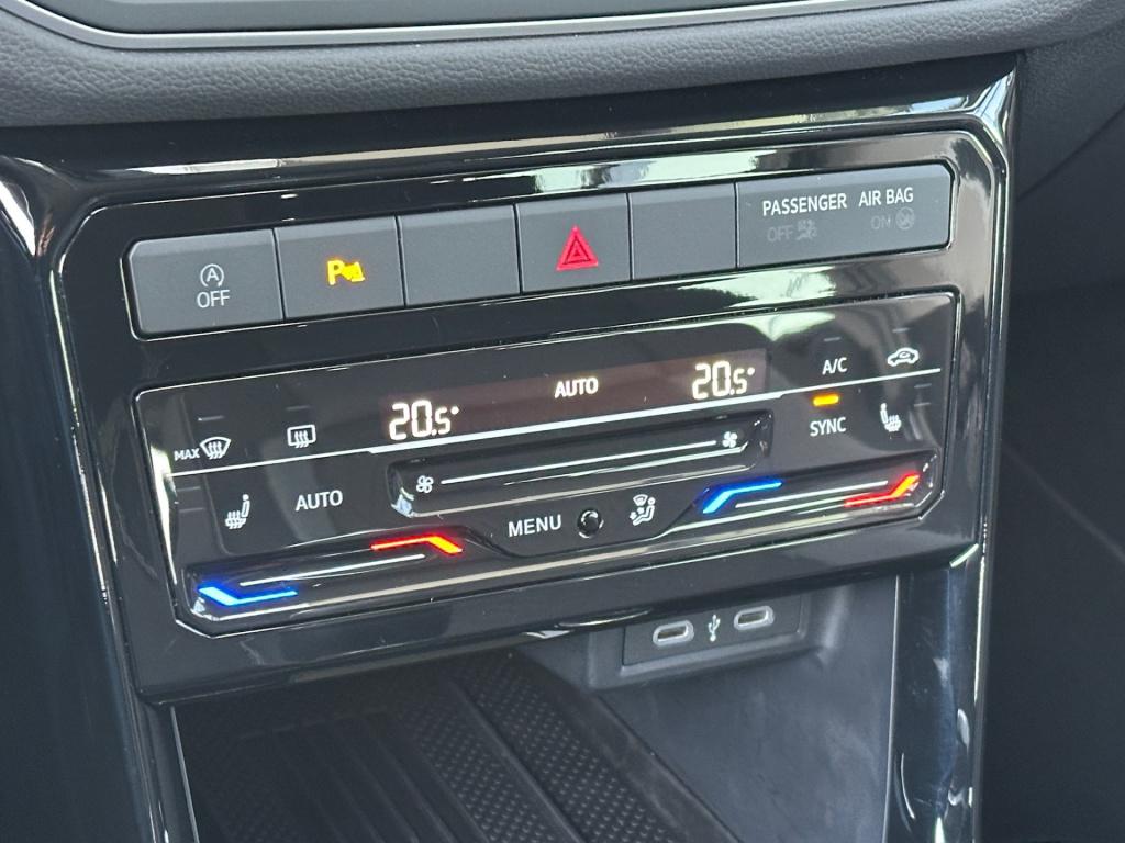 Volkswagen T-cross 1.0 tsi life | navi | climate | led | stoelverwarming | 