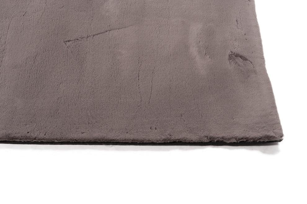 Vloerkleed Plush  donker groen, nu als showmodel sterk afgeprijsd