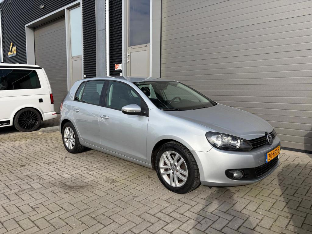 Volkswagen Golf 1.4 tsi highline/automaat/goed onderhouden/clima/lichtmetaa