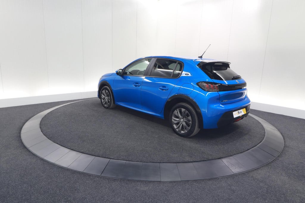 Peugeot 208 ev active pack 50 kwh | parkeersensoren | apple carplay | clima