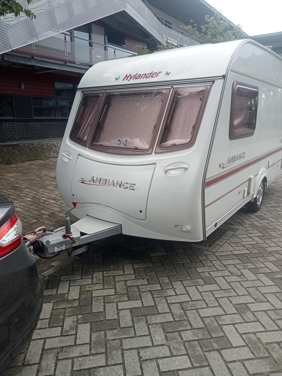 Hylander Ambiance 380, mover, enkele bedden.