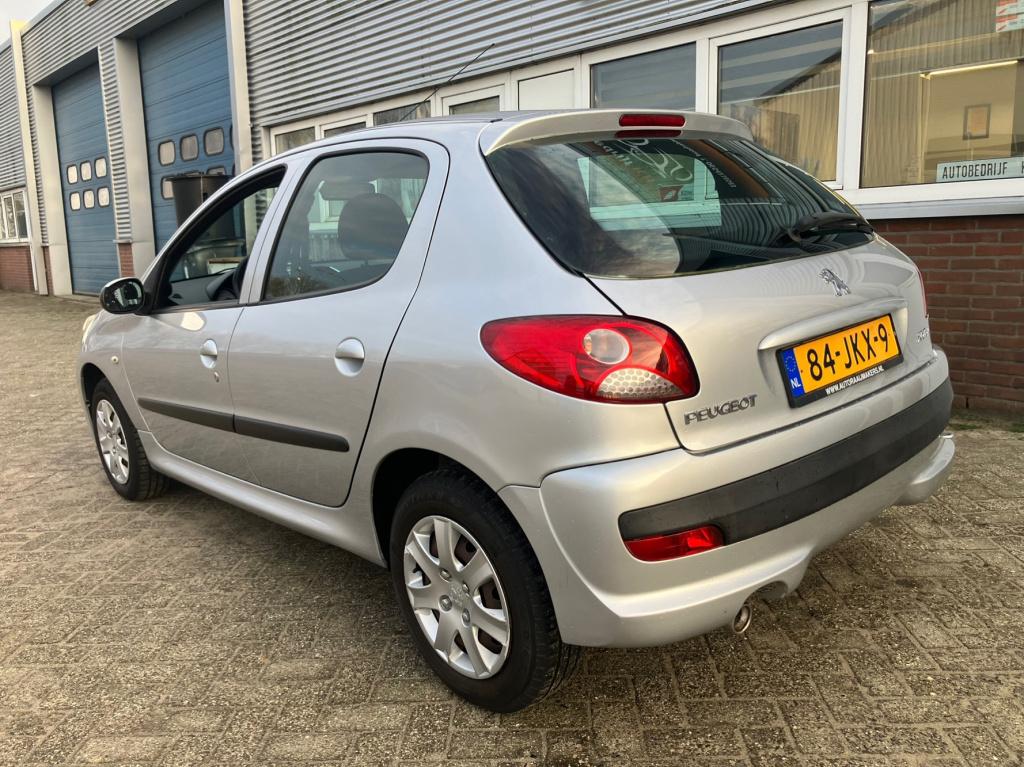 Peugeot 206 + 1.4 xs