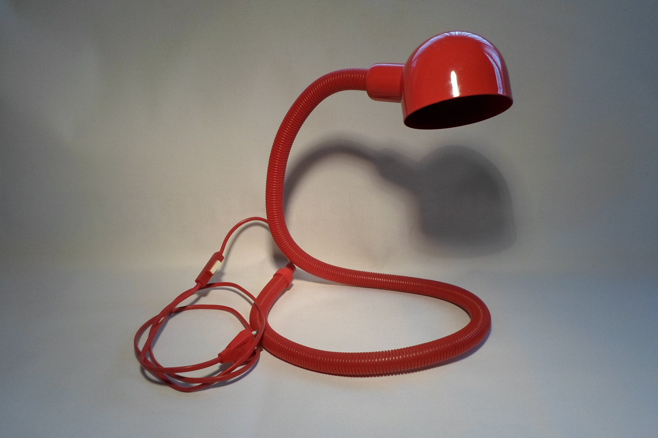 Hebi Isao Valenti Serpent Lamp Rood