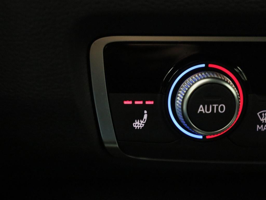 Audi Q3 sportback 35 tfsi pro line business | automaat | navigatie | leder 