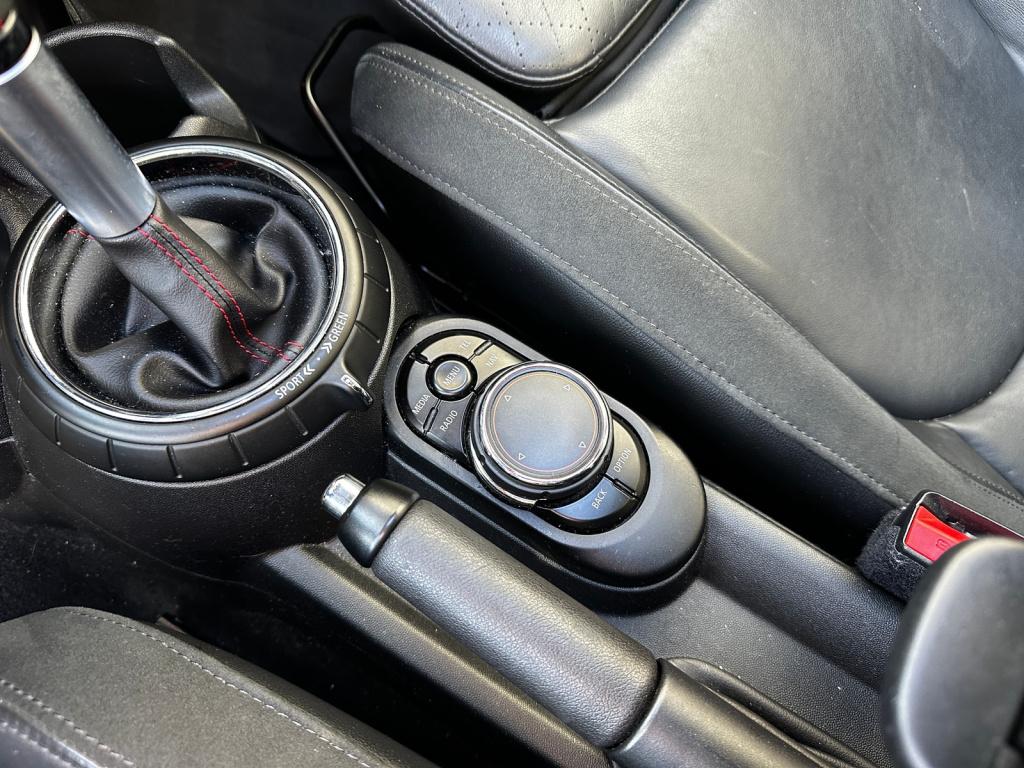 Mini Cooper mini 2.0 sd chili serious business pano | leder | navi | led | 