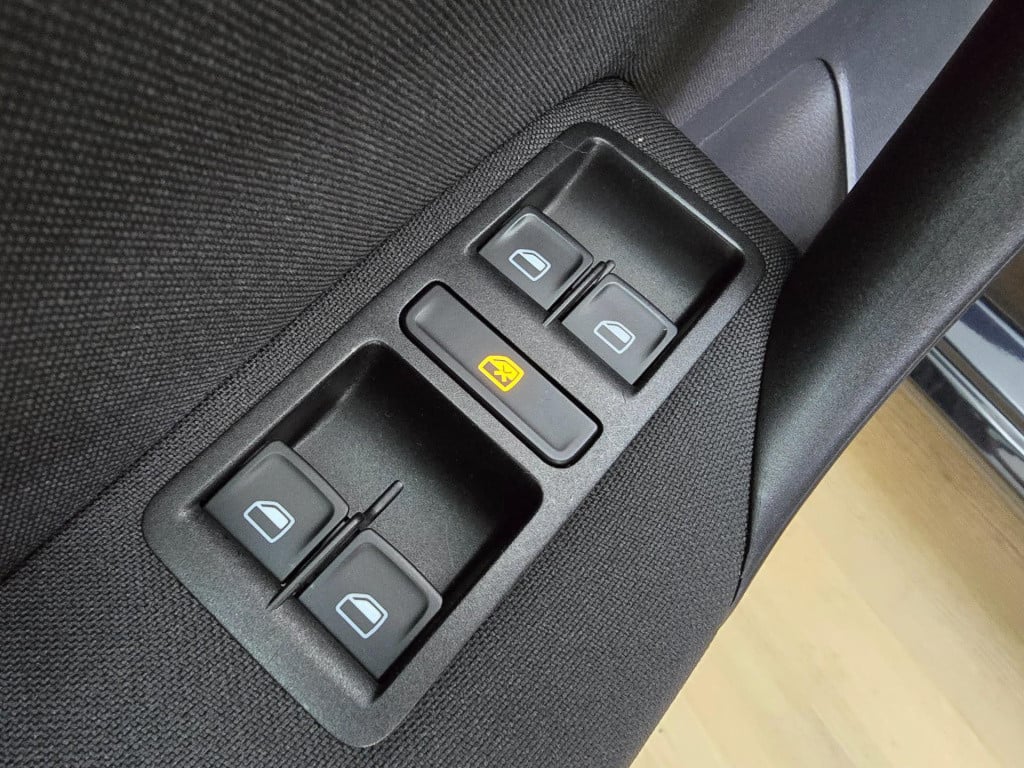 Volkswagen Polo occasion comfortline black edition met cruisecontrol en leu