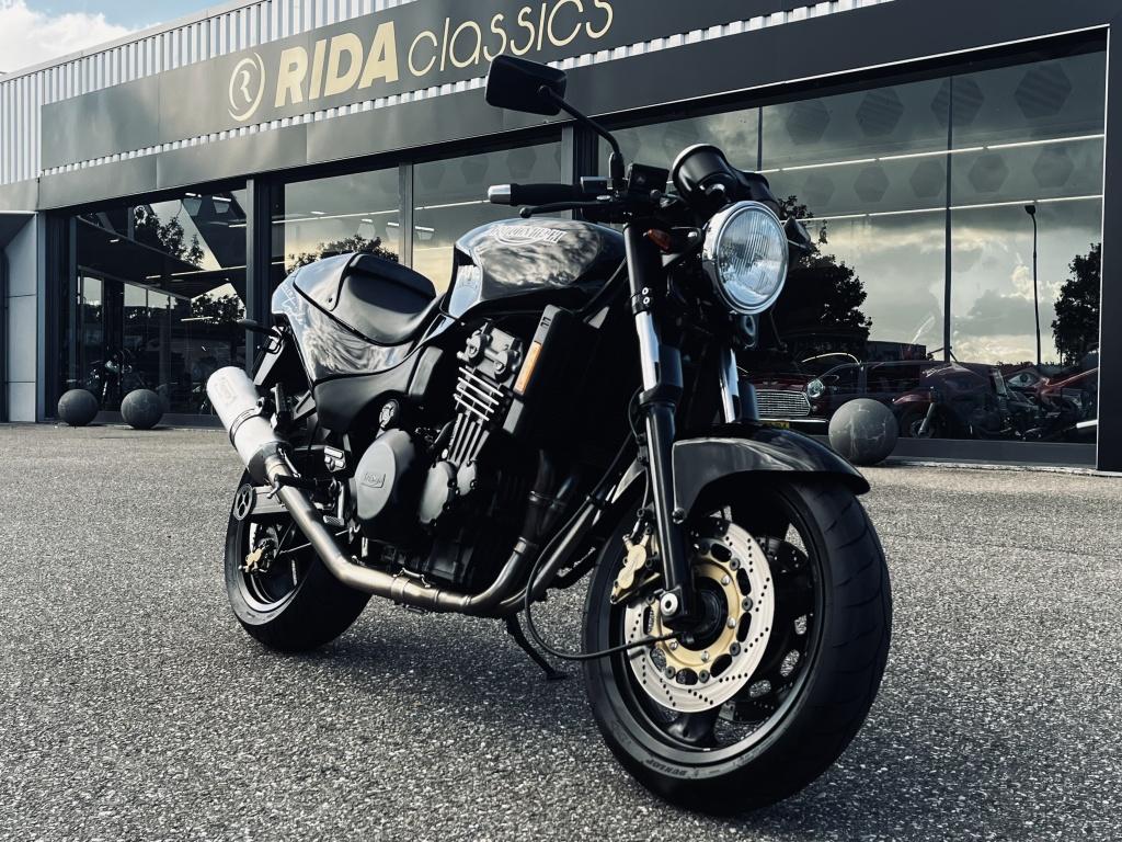 Triumph Speed Triple t300